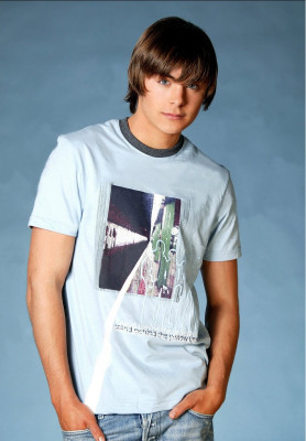 photo 8 in Zac Efron gallery [id552421] 2012-11-13 00:00:00