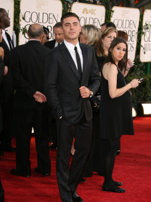 Zac Efron pic #330382