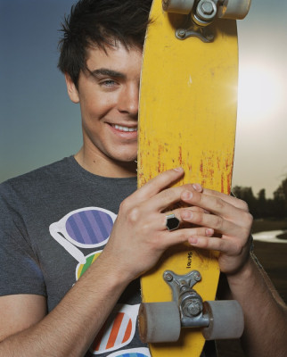 photo 23 in Zac Efron gallery [id132715] 2009-02-11 00:00:00