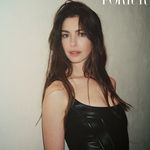 Anne Hathaway Instagram Icon