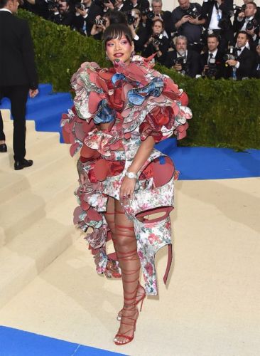 Rihanna Outdoes Herself!