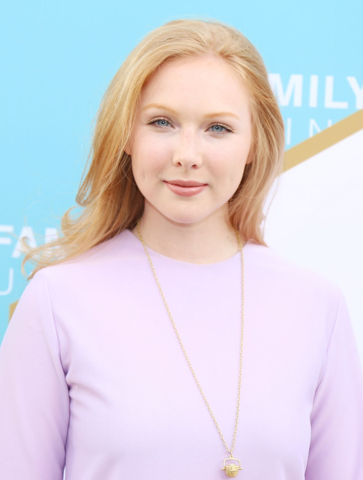 Molly C. Quinn, photo #929348