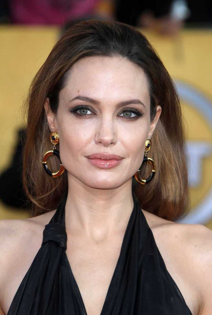 Angelina Jolie photo 1980 of 3815 pics, wallpaper - photo #442694 ...