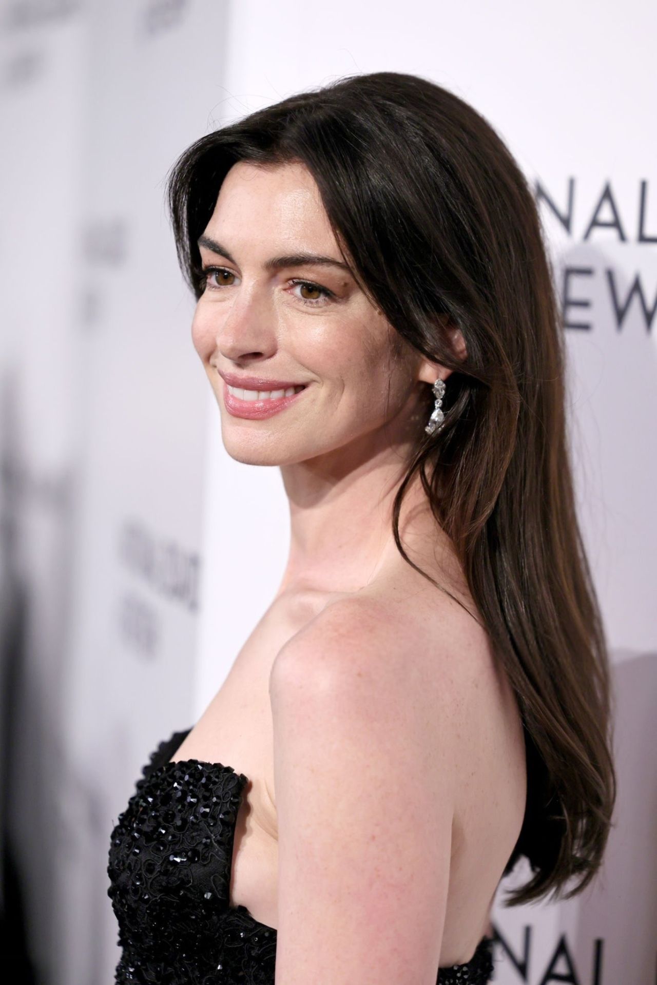 Anne Hathaway Photo 2388 Of 2390 Pics   Photo 1342882   Anne Hathaway 2024 N(6) 