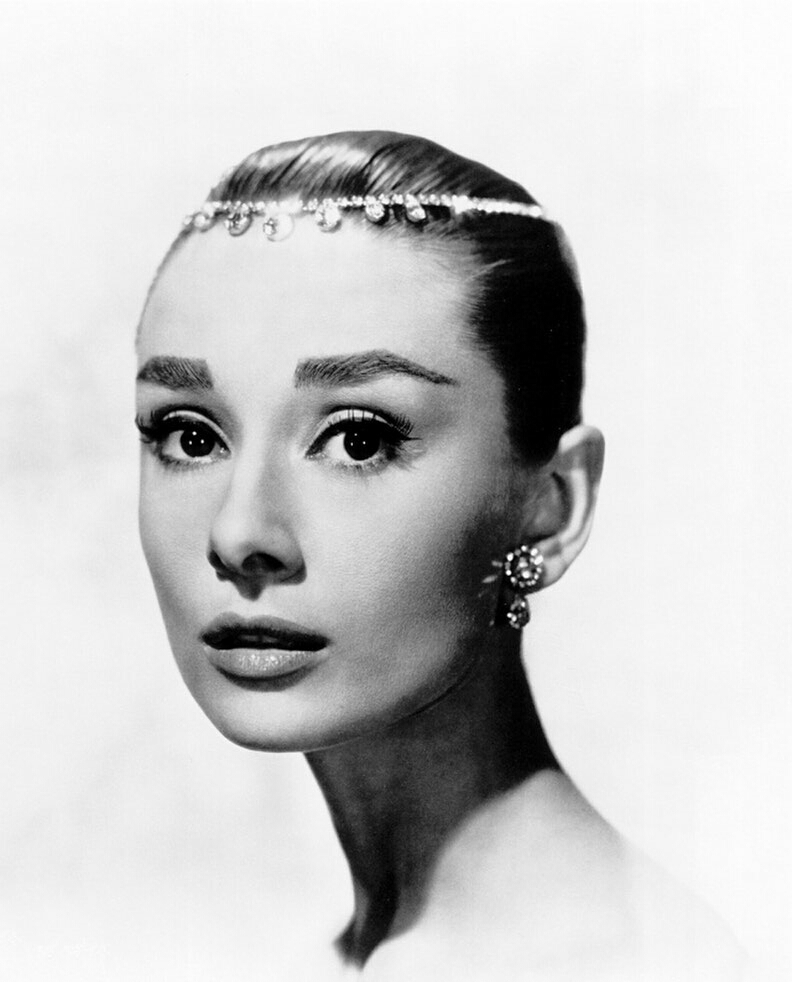 Audrey Hepburn photo 597 of 640 pics, wallpaper - photo #1157116 ...