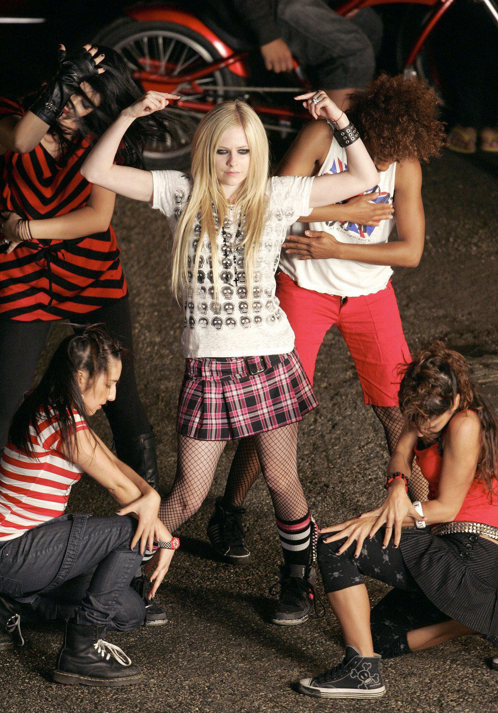 Avril Lavigne photo 649 of 1437 pics, wallpaper - photo #195410 - ThePlace2