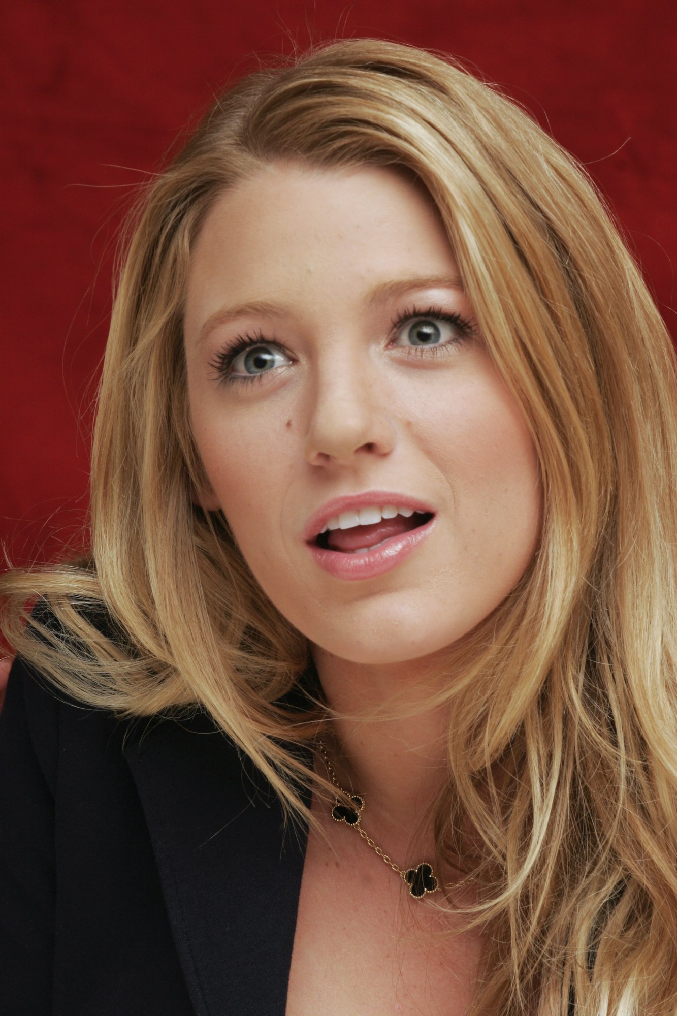 Blake Lively photo 1334 of 2503 pics, wallpaper - photo #436215 - ThePlace2