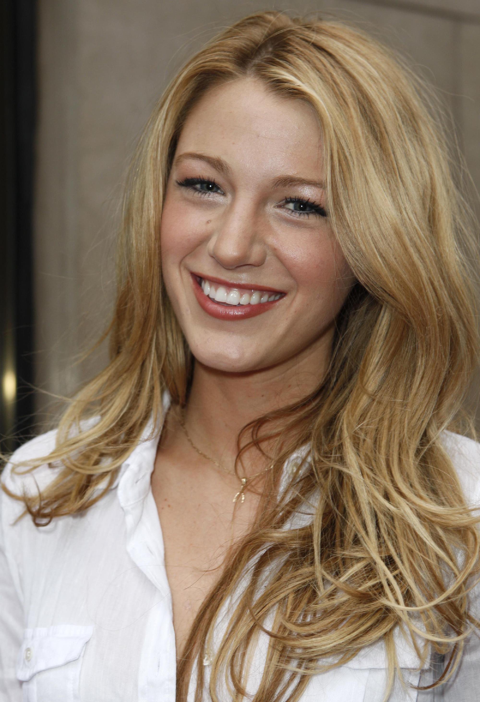 Blake Lively photo 383 of 3157 pics, wallpaper - photo #294733 - ThePlace2