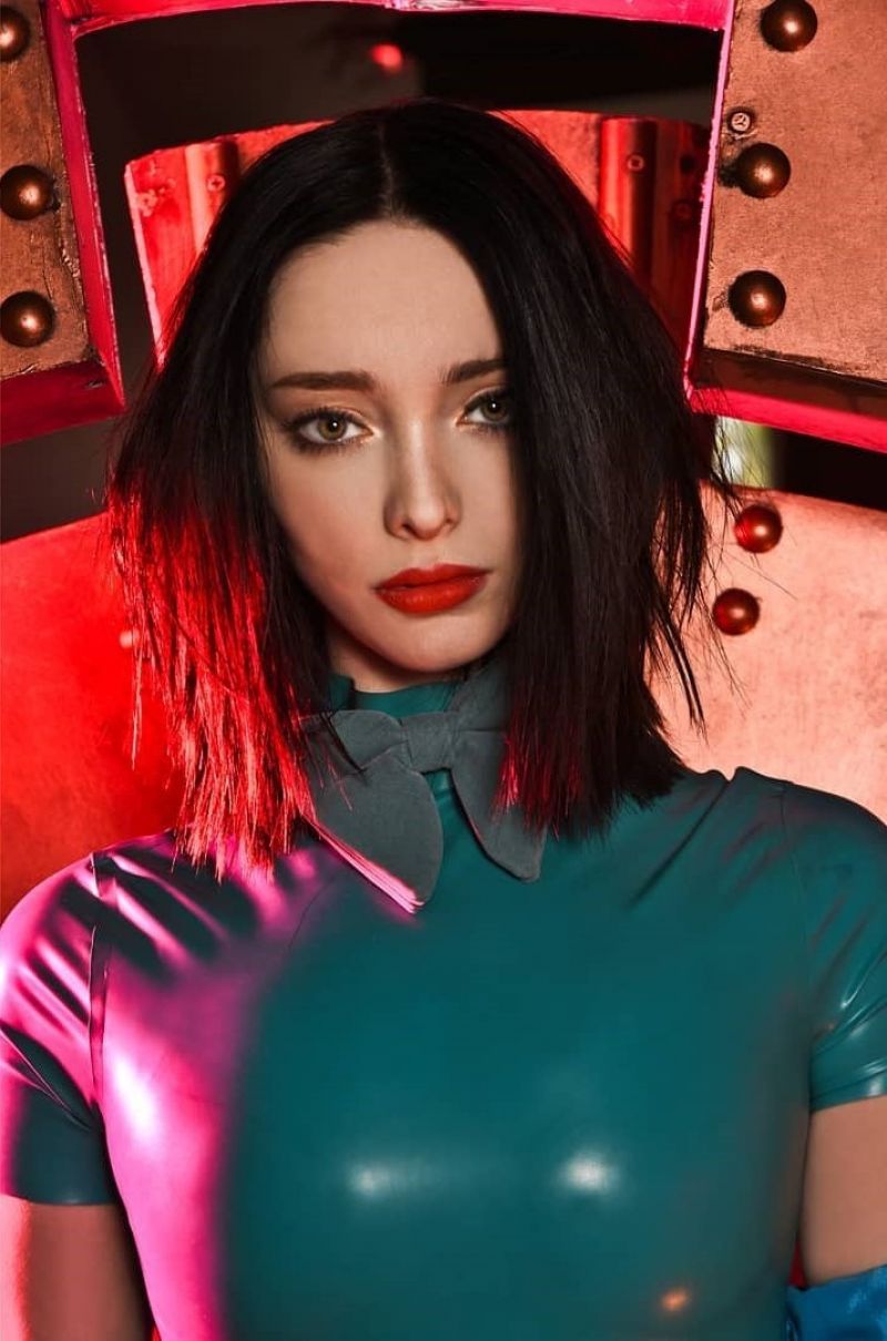 Emma dumont images