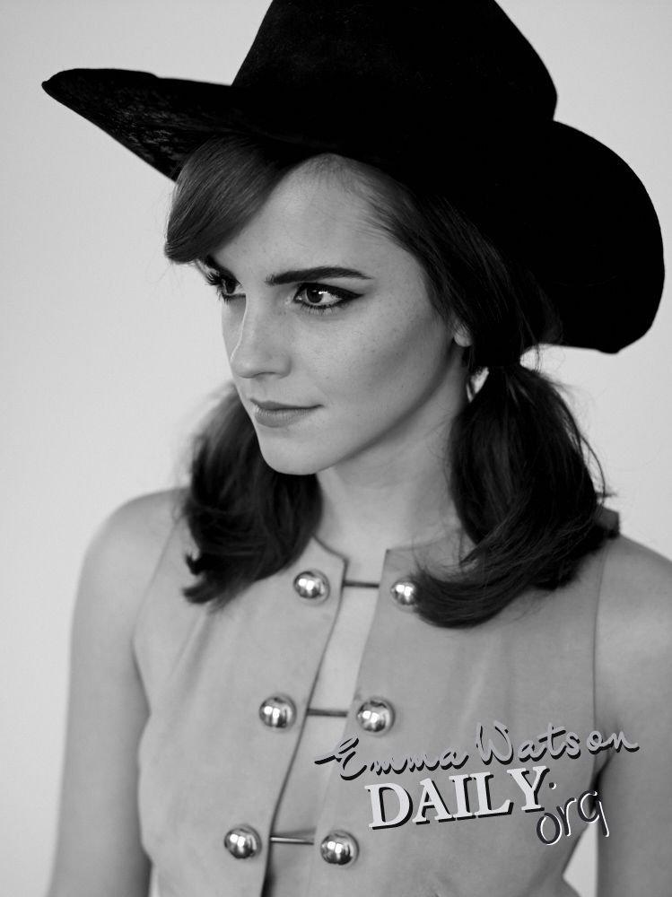 Emma Watson photo 4093 of 5199 pics, wallpaper - photo #745638 - ThePlace2