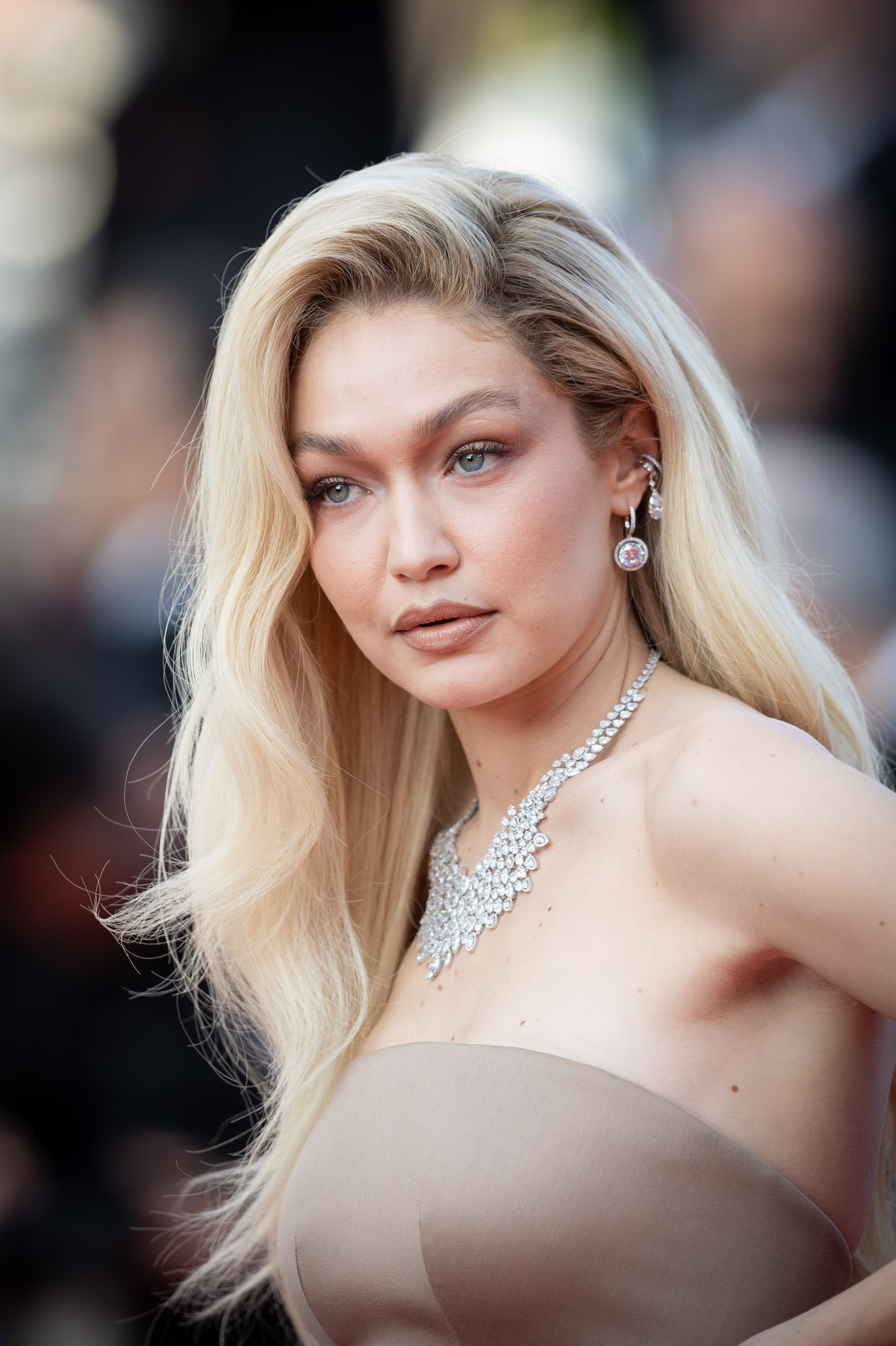 Gigi Hadid photo 4129 of 4191 pics, wallpaper - photo #1329308 - ThePlace2