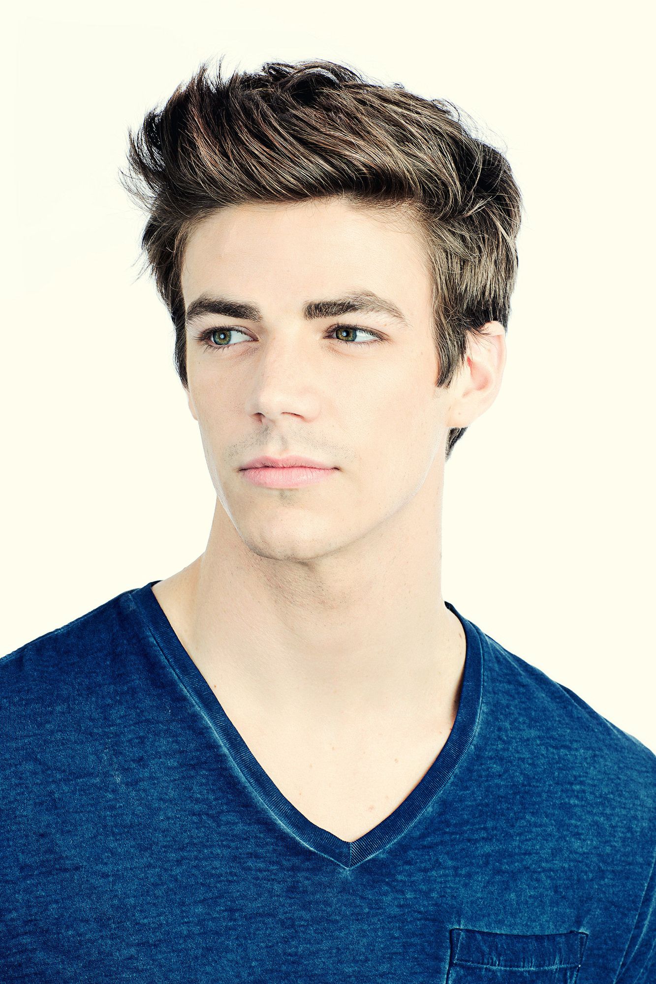 Grant Gustin photo gallery - 5 high quality pics | ThePlace