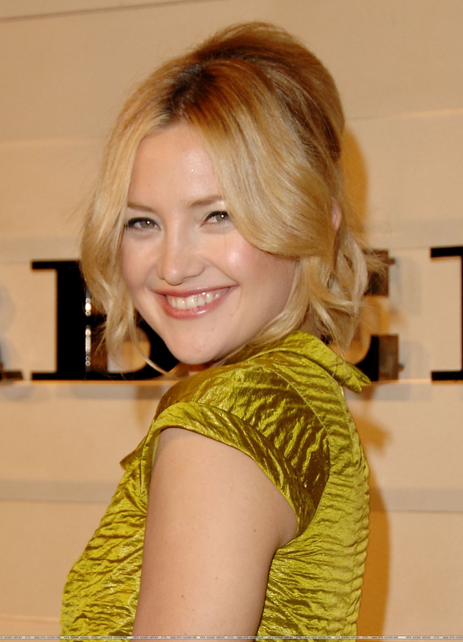 Kate Hudson photo 198 of 1755 pics, wallpaper - photo #114424 - ThePlace2