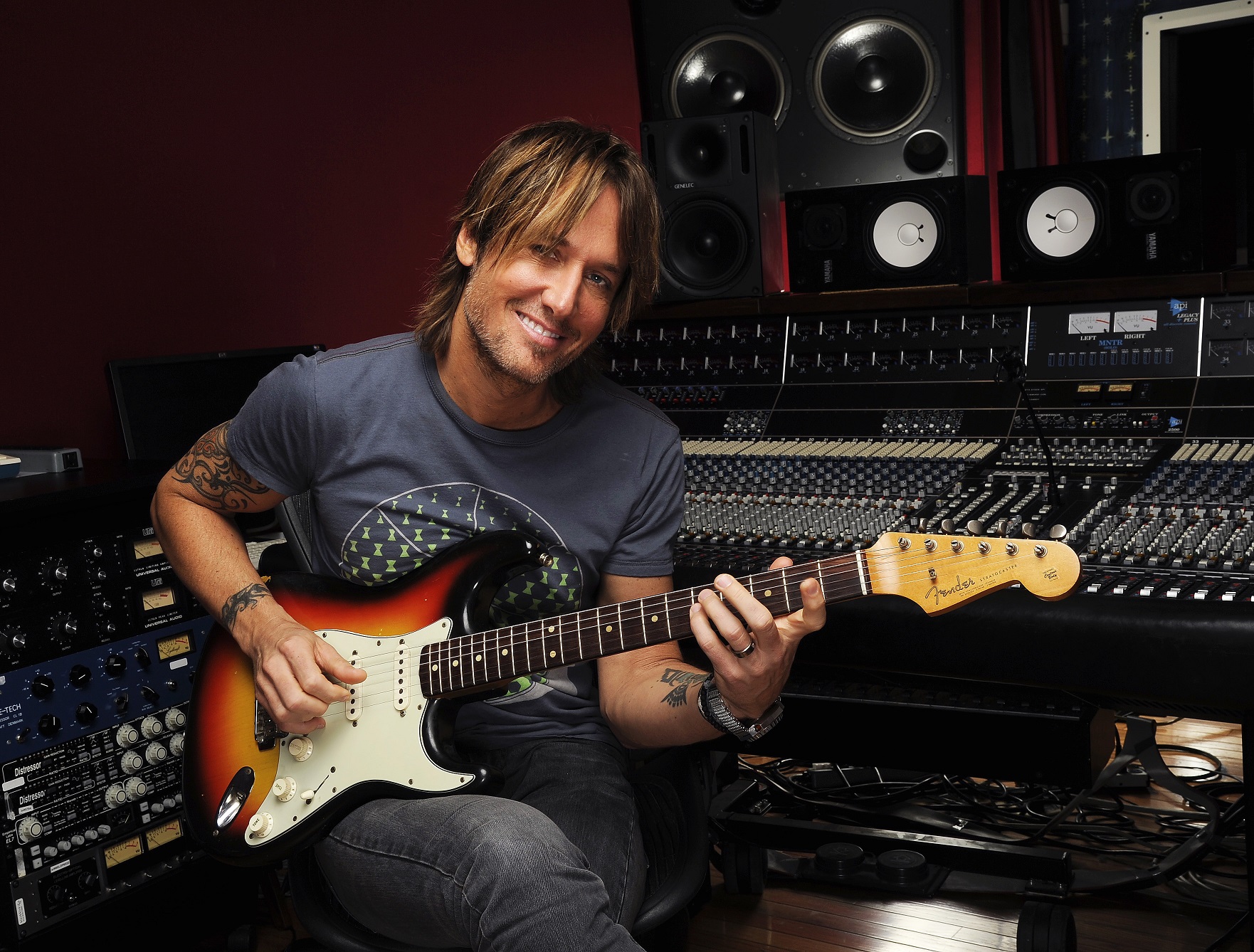 Keith Urban photo gallery.