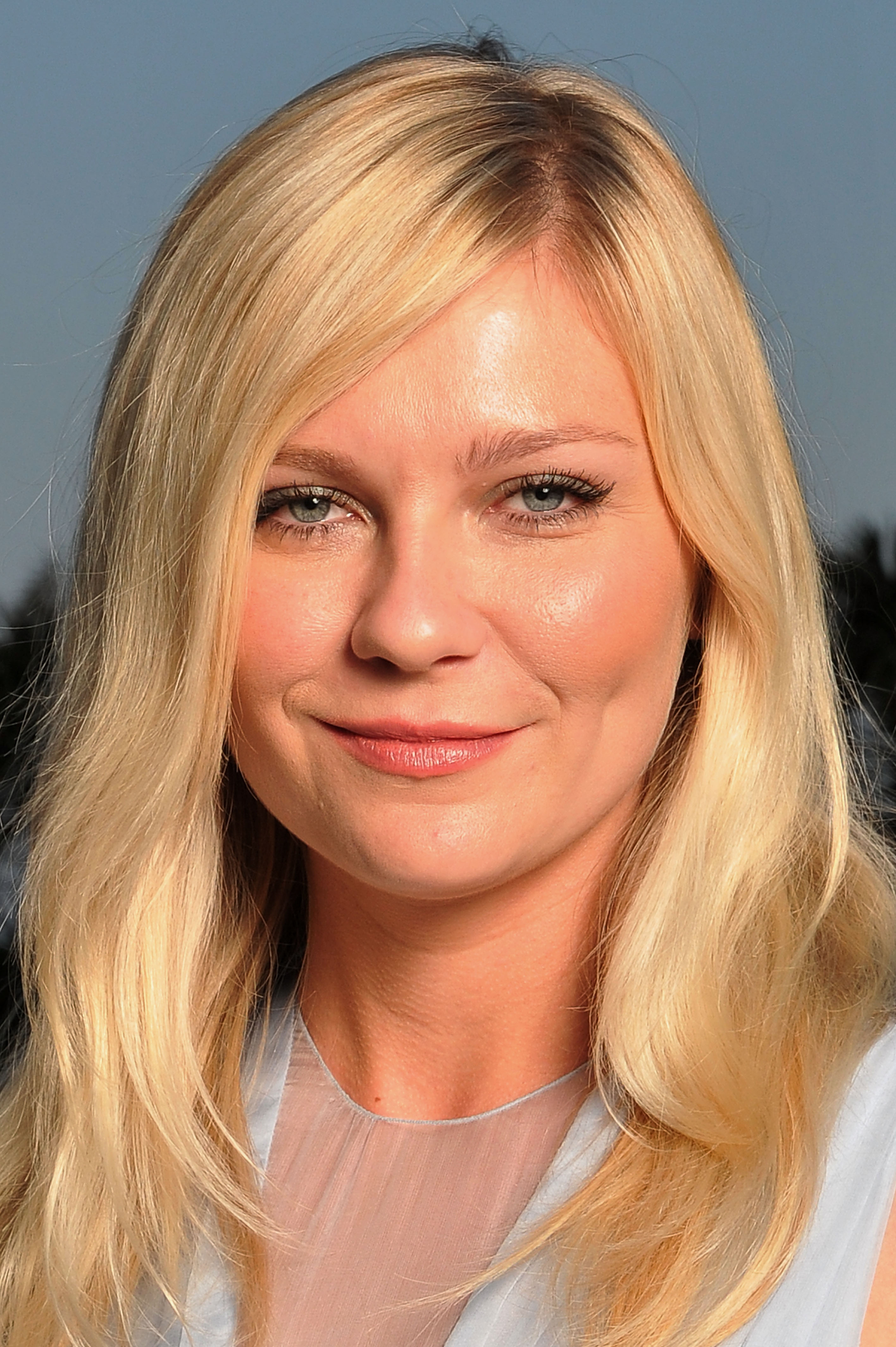 Kirsten Dunst photo 620 of 1189 pics, wallpaper - photo #494121 - ThePlace2