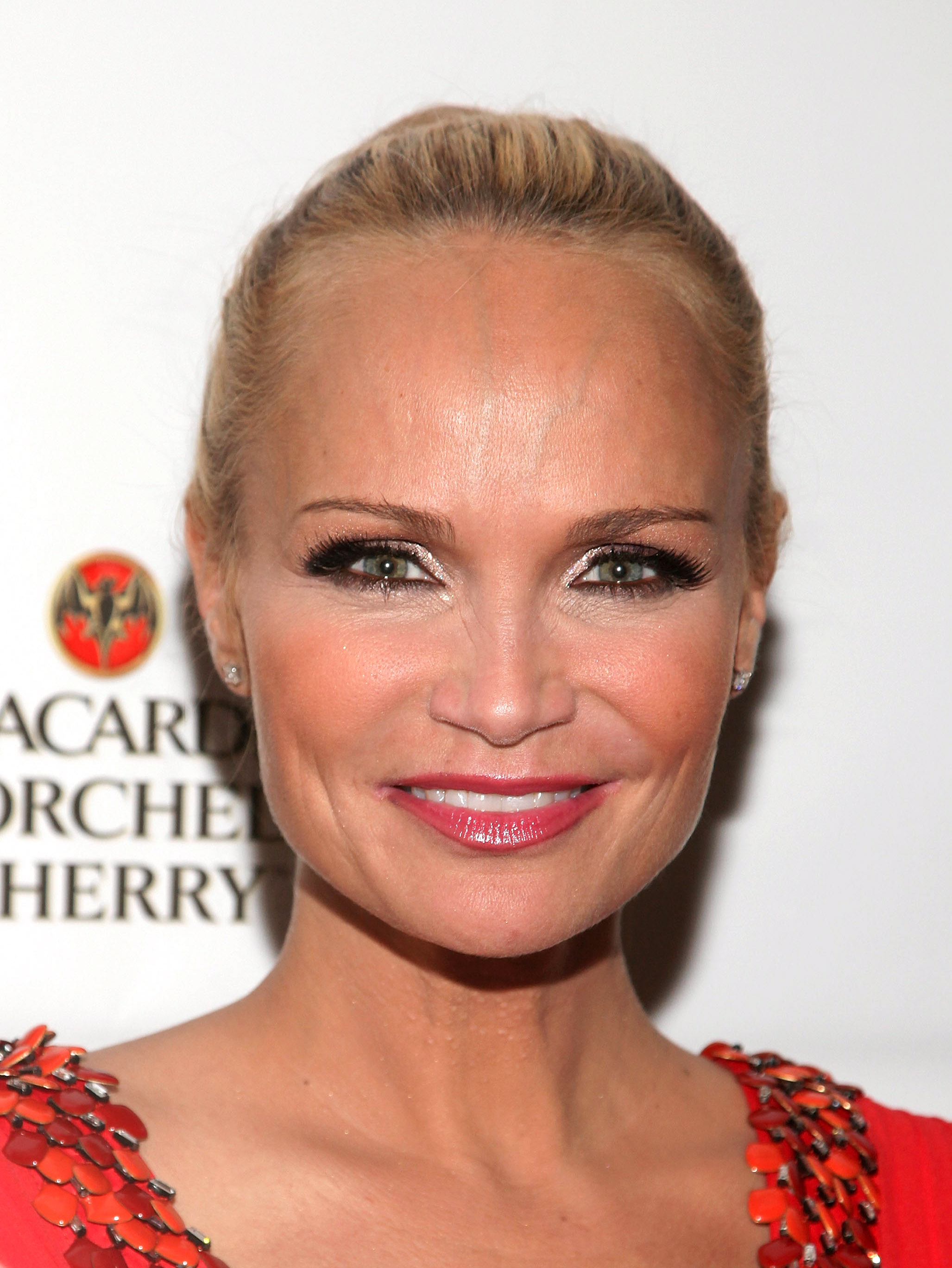 Kristin Chenoweth Fakes