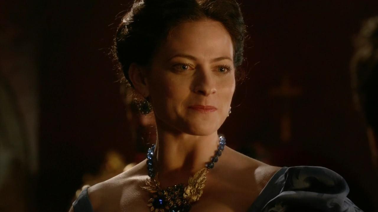 Lara Pulver photo 150 of 322 pics, wallpaper - photo #672212 - ThePlace2