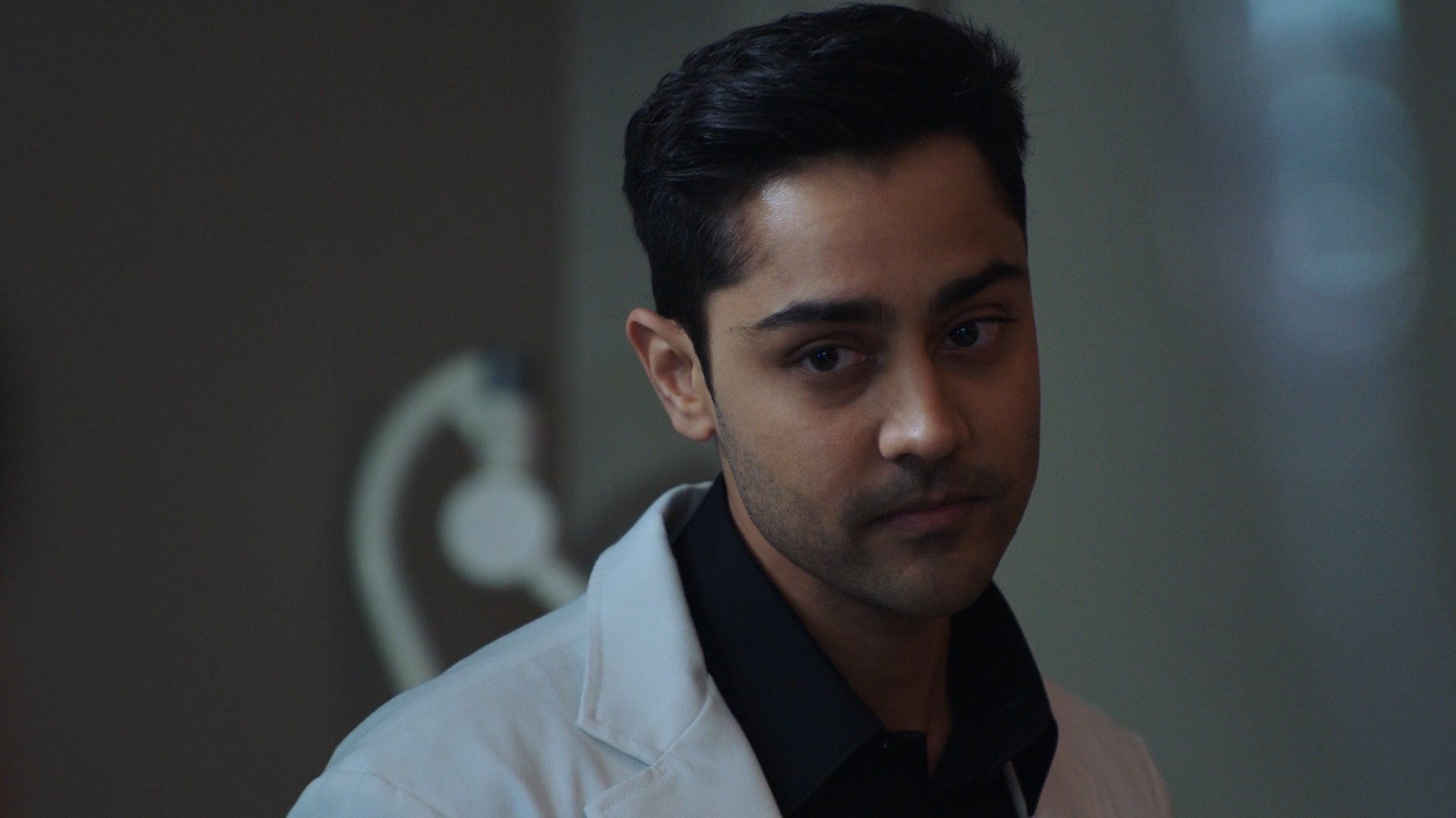 Manish Dayal photo 124 of 3 pics, wallpaper - photo #1242520 - ThePlace2