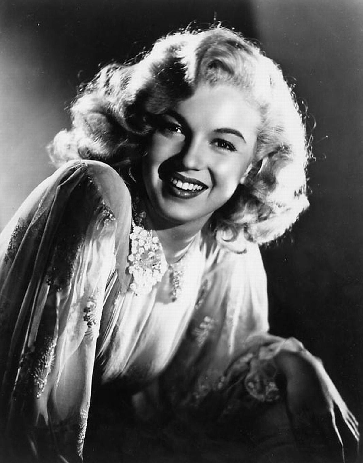 Marilyn Monroe photo 1608 of 2137 pics, wallpaper - photo #421829 ...