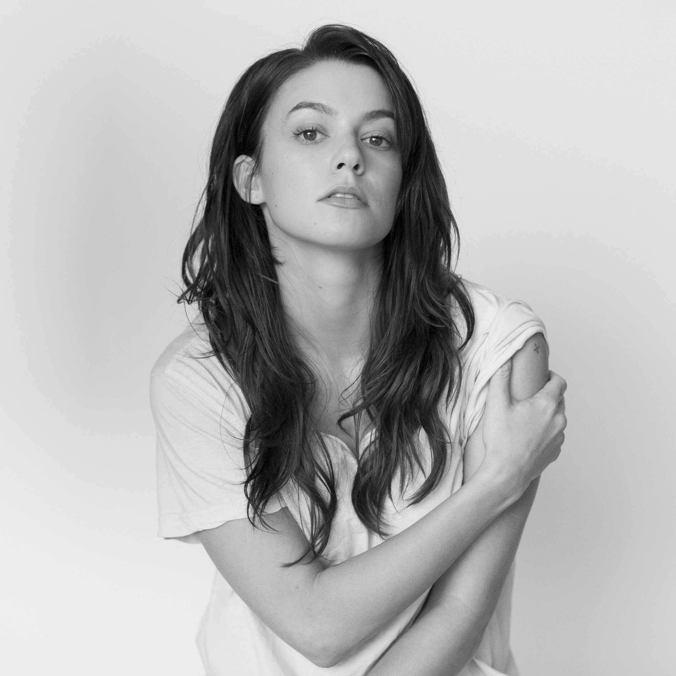 Белый мег. Meg Myers albums. Беарде Лабец. Беард Лия Эрика Даниэль Райкин. Meg Myers soles.