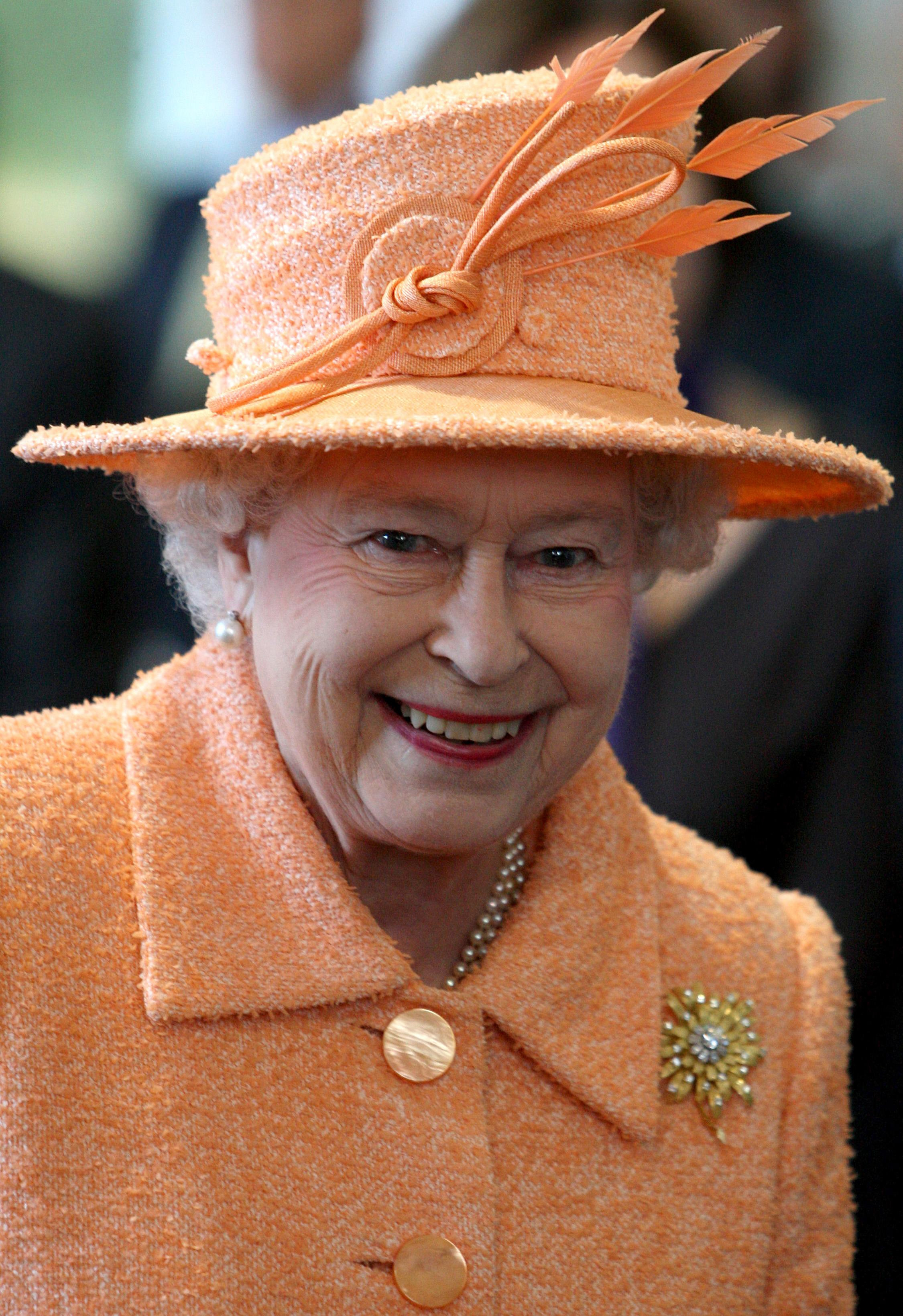 Queen Elizabeth ll photo 129 of 302 pics, wallpaper - photo #497931