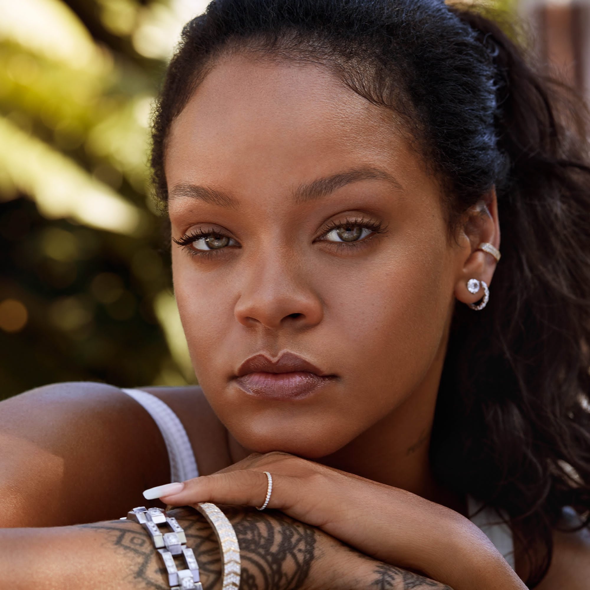 Rihanna photo gallery page 6 ThePlace