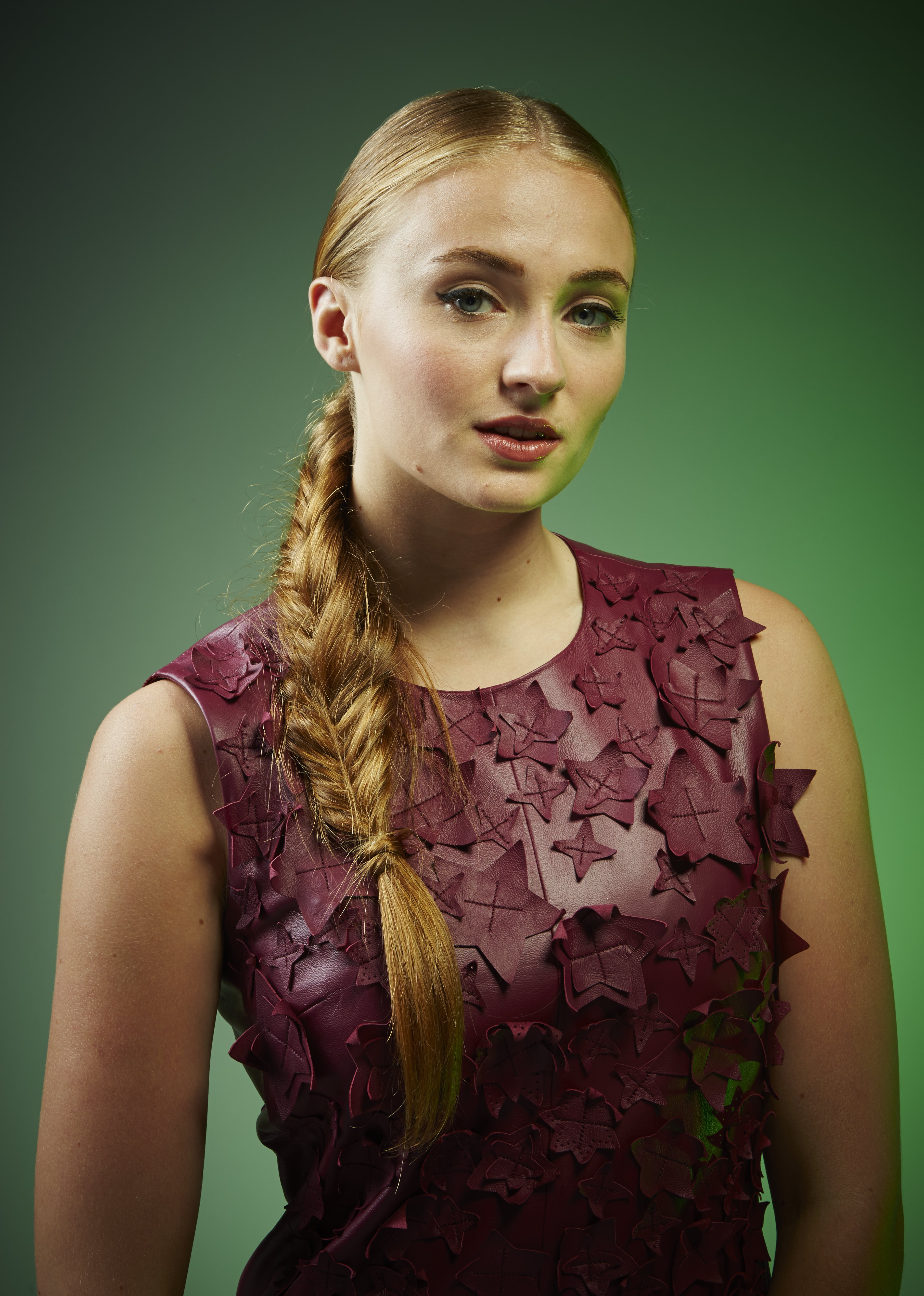 Sophie Turner (actress) photo 224 of 945 pics, wallpaper - photo ...