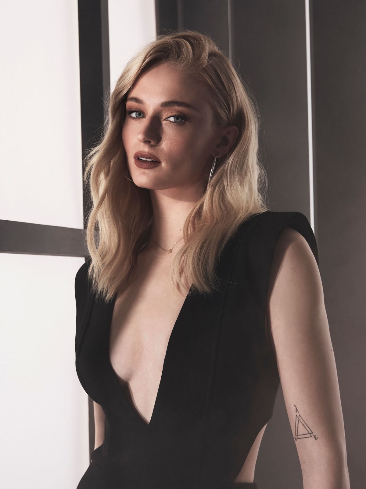 Sophie Turner Actress Photo 1358 Of 1395 Pics Wallpaper Photo