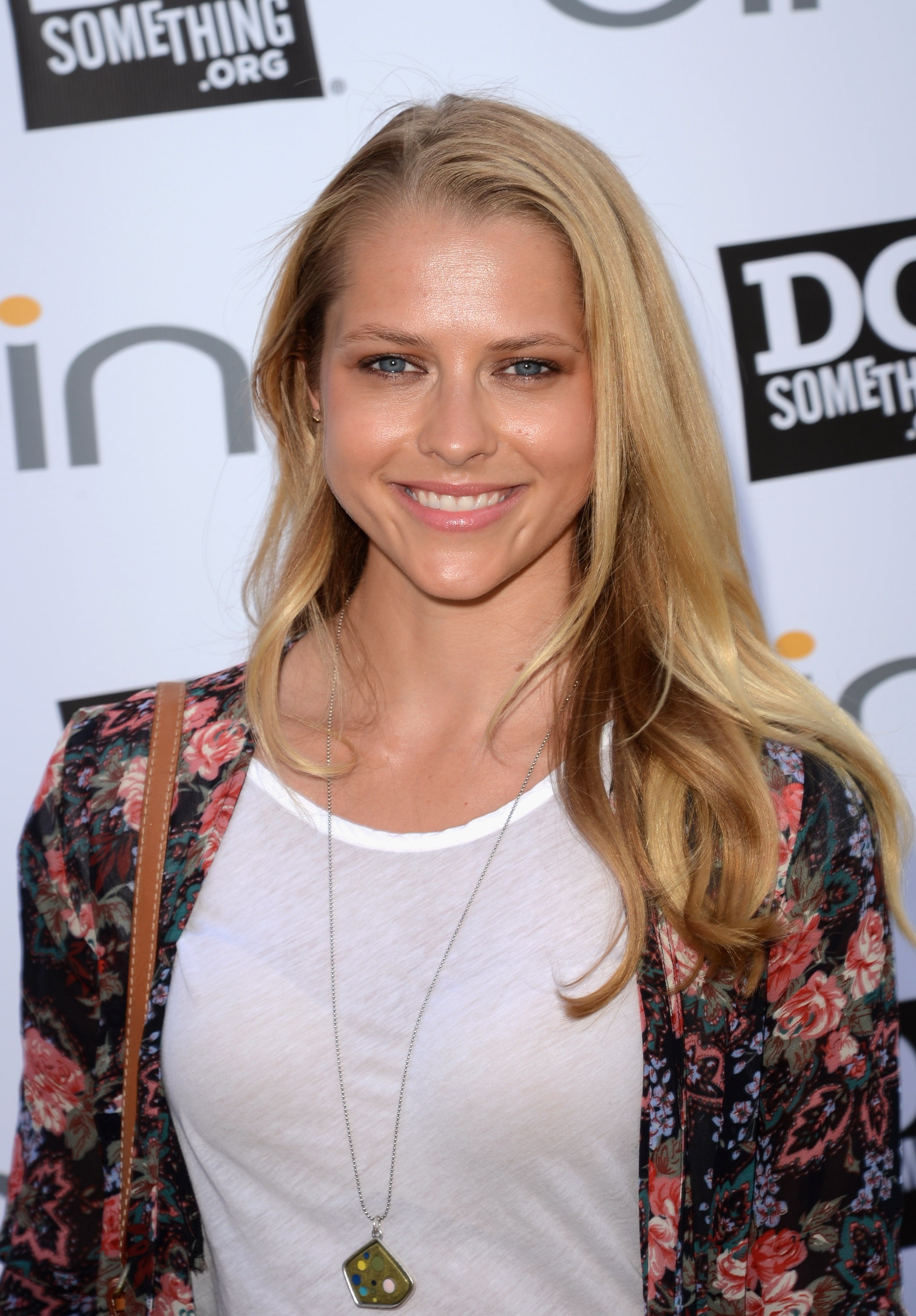 Teresa Palmer discovery of witches