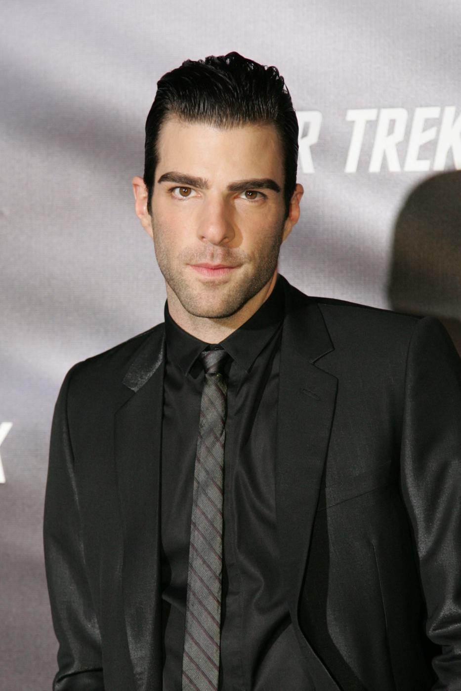 Zachary Quinto Photo 55 Of 298 Pics Wallpaper Photo 276928 Theplace2