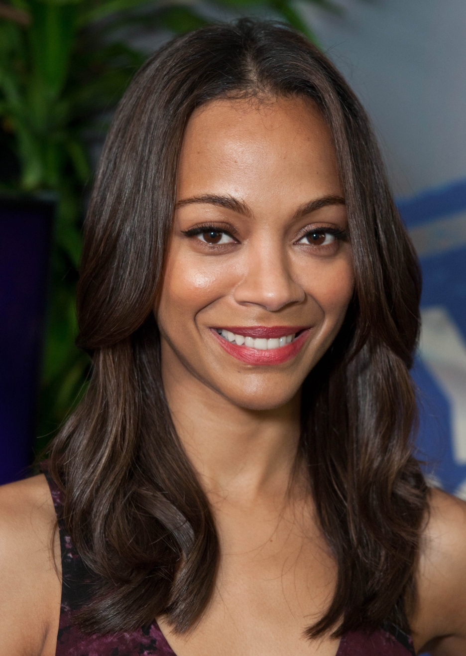 Zoe Saldana photo 303 of 1320 pics, wallpaper - photo #400410 - ThePlace2