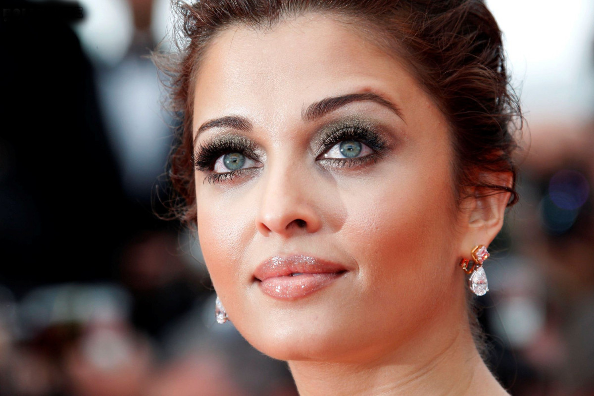 Aishwarya Rai photo 478 of 1152 pics, wallpaper - photo #477845 - ThePlace2