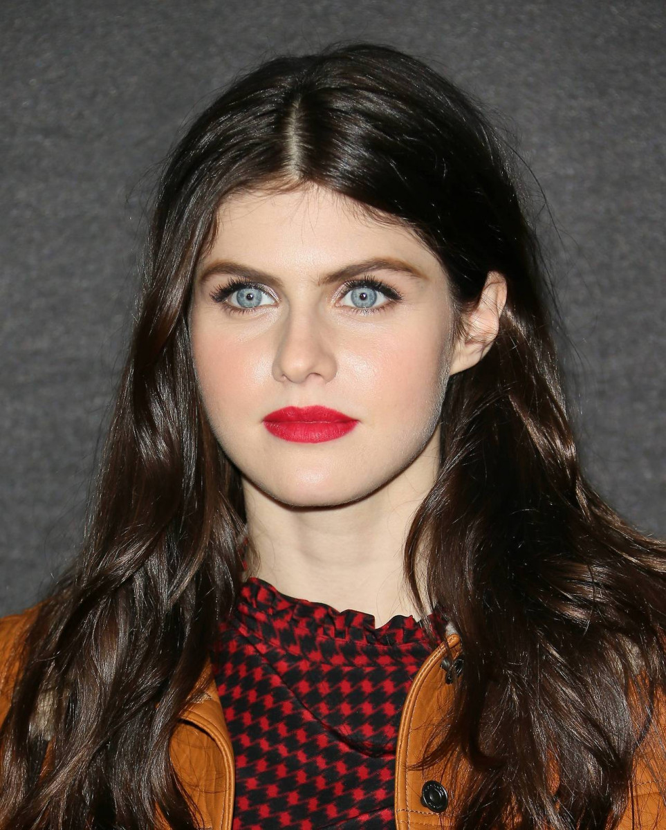 Alexandra Daddario photo 91 of 1063 pics, wallpaper - photo #748405 ...