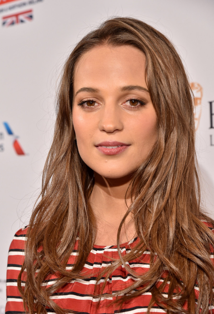 Alicia Vikander photo 240 of 1561 pics, wallpaper - photo #825799 ...