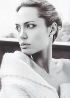Angelina Jolie pic #46930