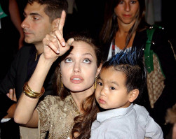 photo 13 in Angelina Jolie gallery [id26681] 0000-00-00