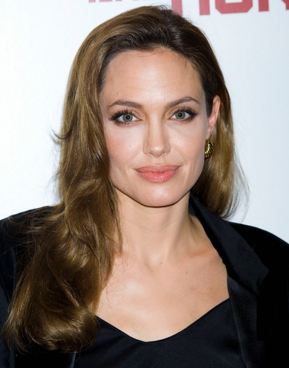 Angelina Jolie photo 1816 of 4417 pics, wallpaper - photo #427972 ...