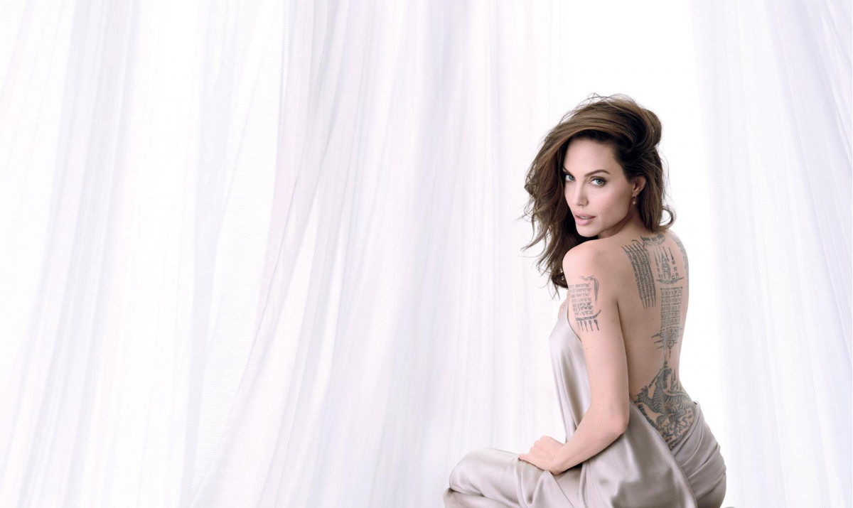 Angelina Jolie: pic #1290134
