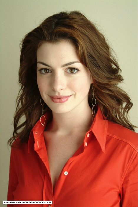 Anne Hathaway Photo 480 Of 2392 Pics, Wallpaper - Photo #193555 - Theplace2