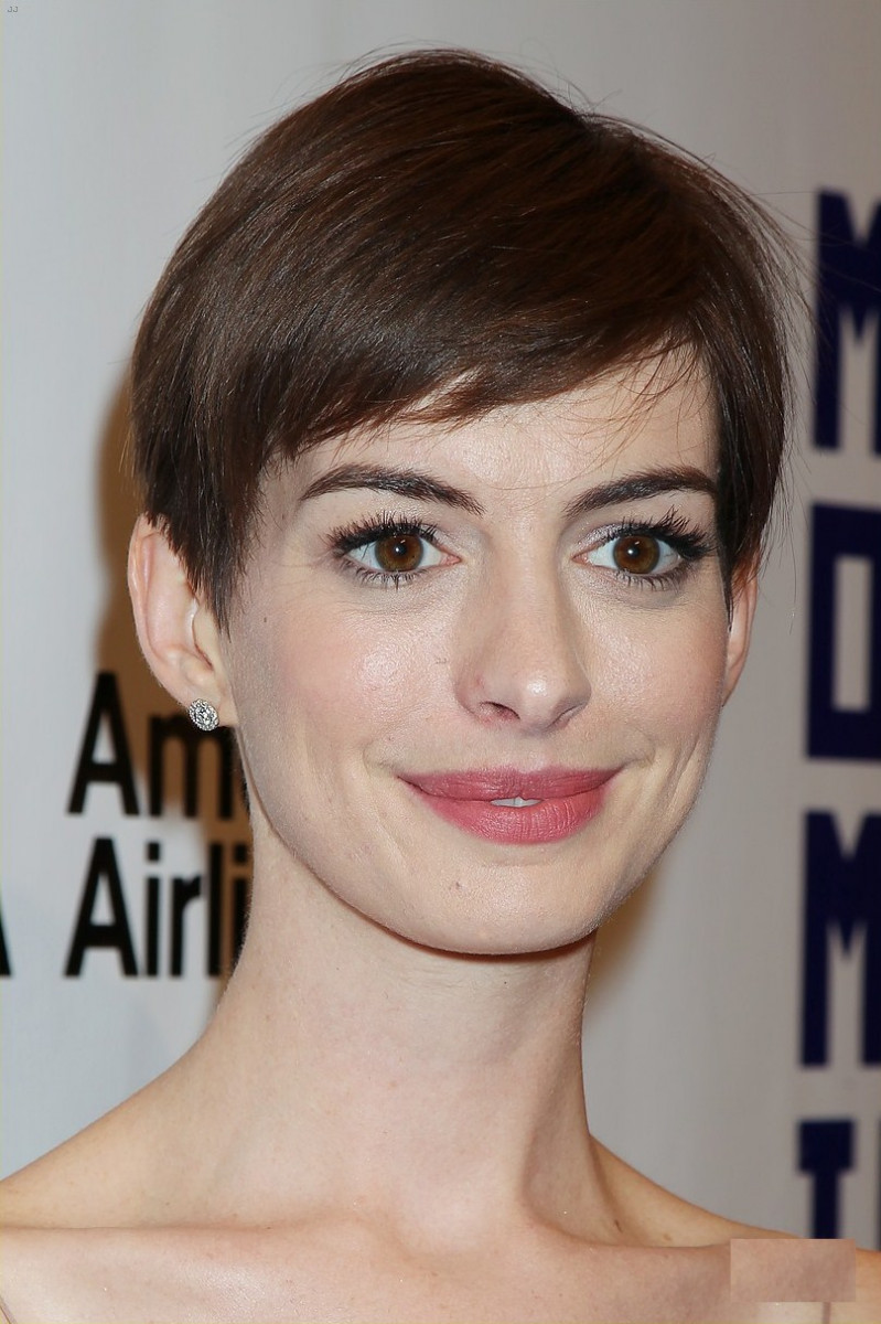 Anne Hathaway photo 1000 of 2350 pics, wallpaper - photo #561883 ...