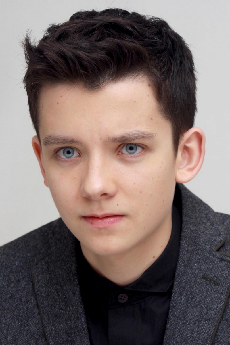 Asa Butterfield photo 13 of 19 pics, wallpaper - photo #673347 - ThePlace2