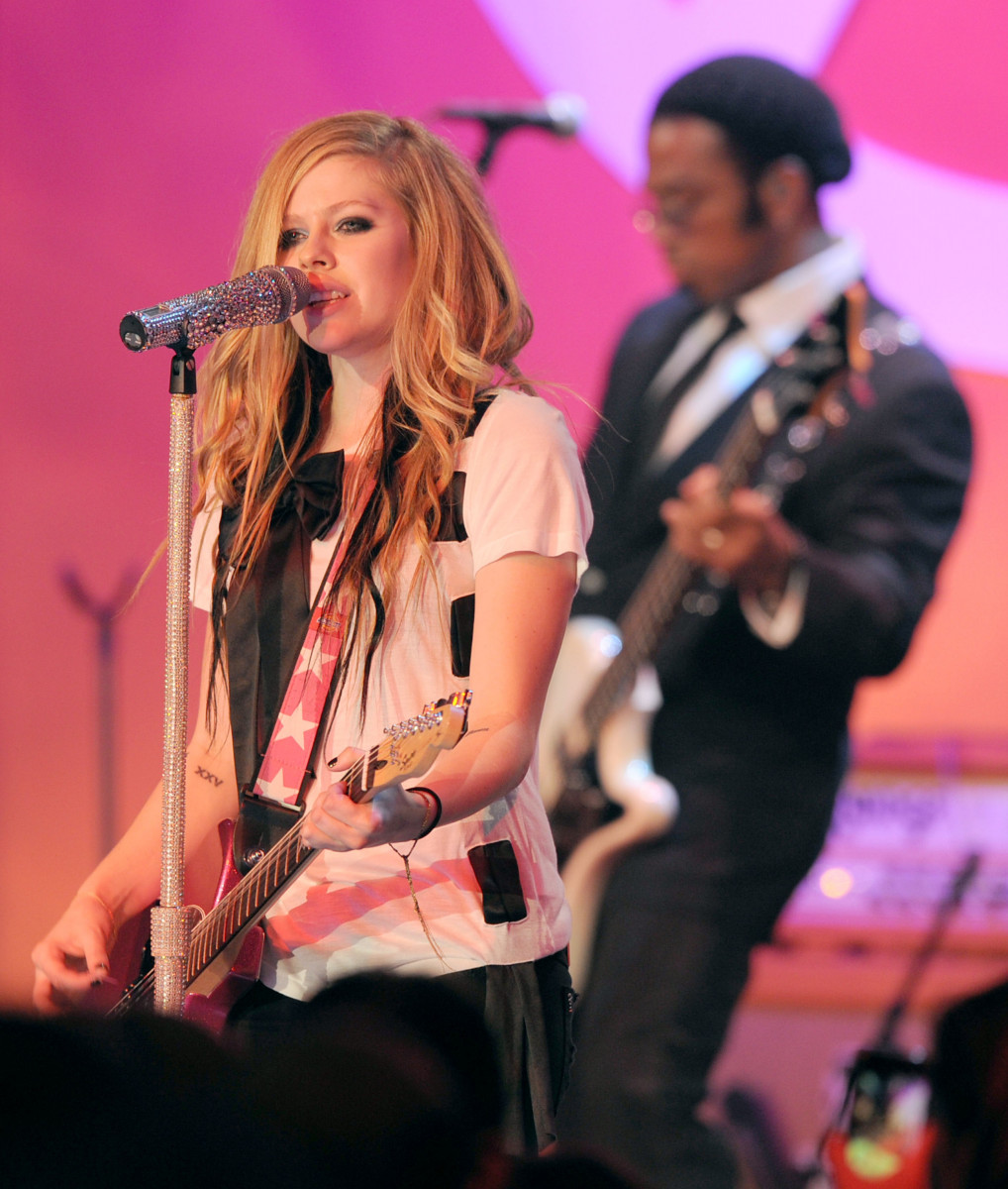 Avril Lavigne photo 949 of 1414 pics, wallpaper - photo #592276 - ThePlace2