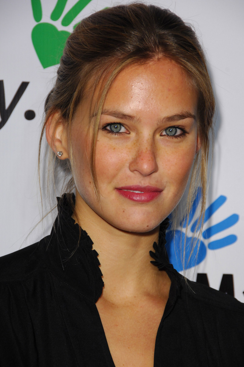 Bar Refaeli photo 103 of 1485 pics, wallpaper - photo #133879 - ThePlace2