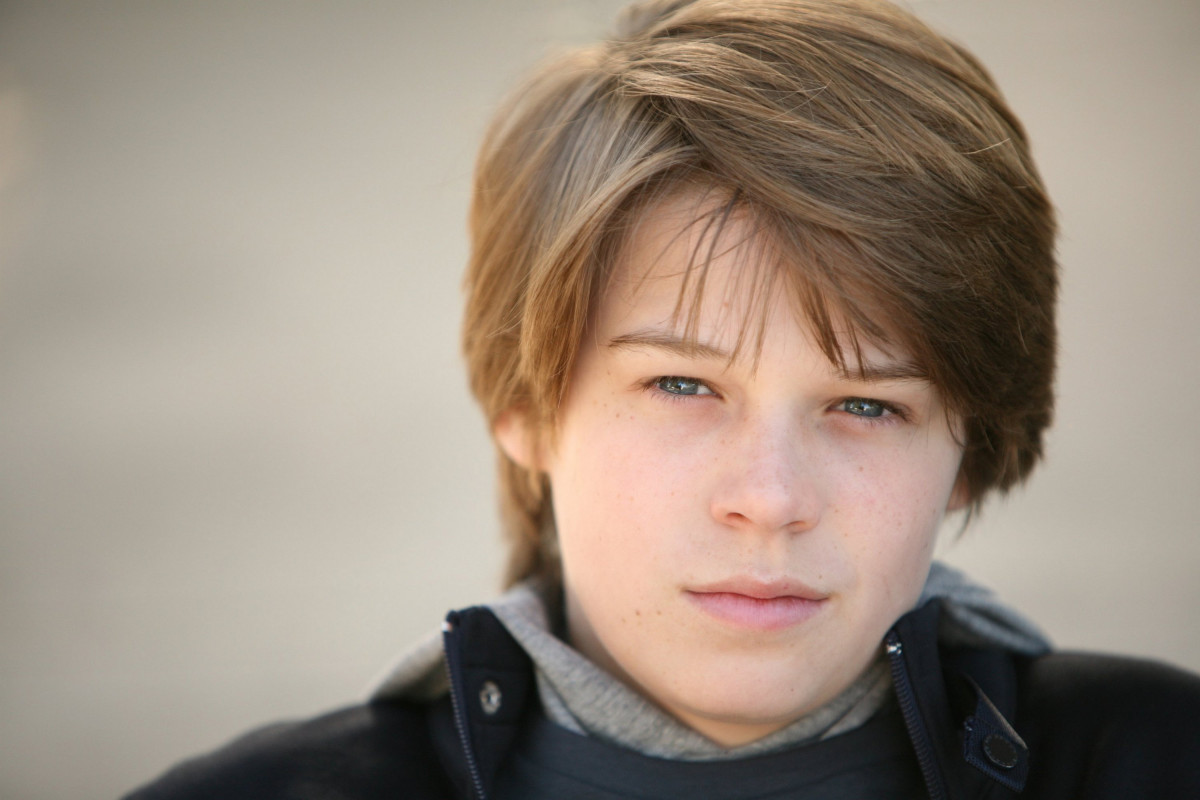 Colin Ford photo 3 of 3 pics, wallpaper - photo #536812 - ThePlace2