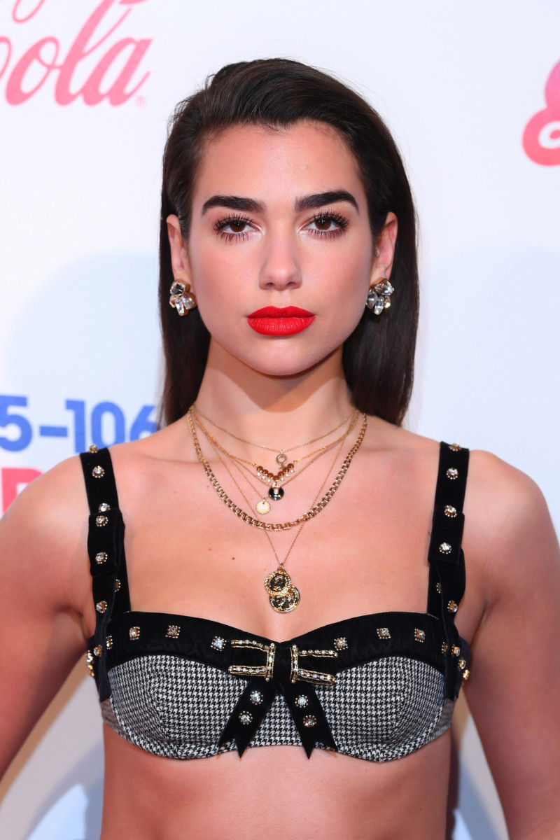 Dua Lipa photo 335 of 1703 pics, wallpaper - photo #990003 - ThePlace2