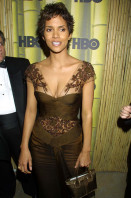 photo 9 in Halle Berry gallery [id2629] 0000-00-00