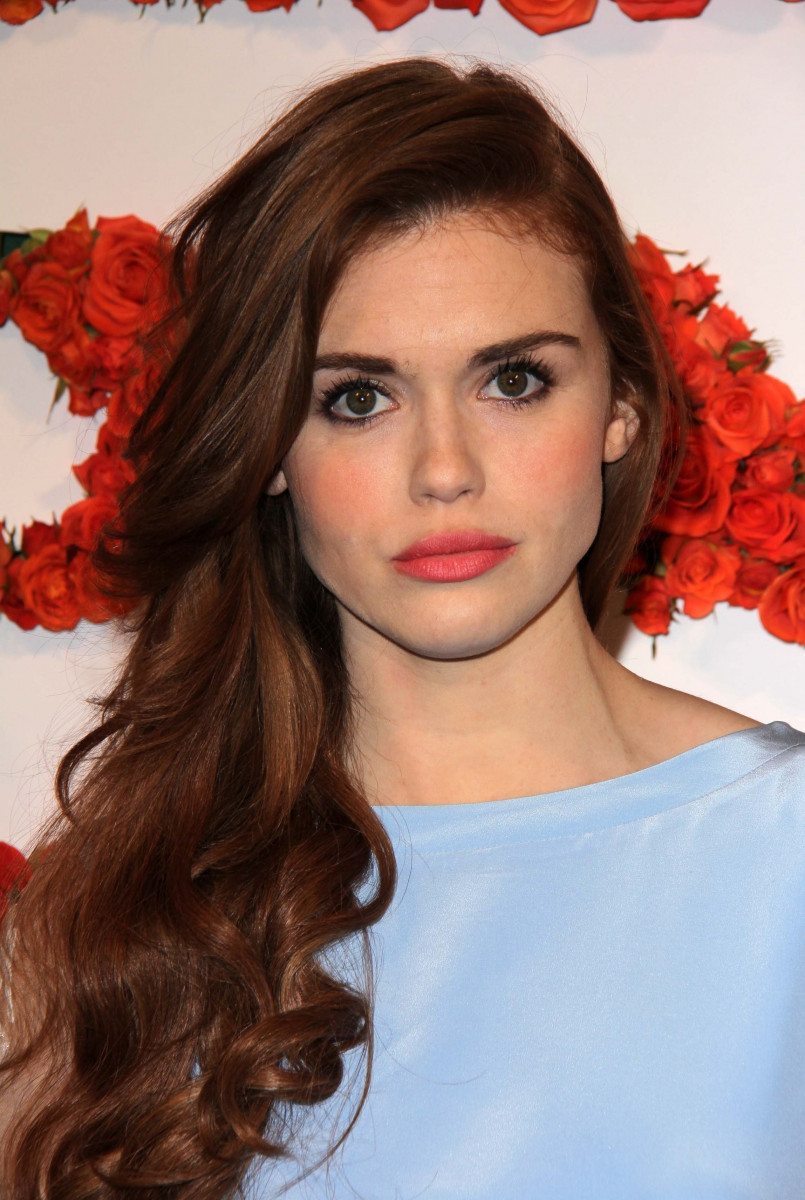 Holland Roden photo 189 of 546 pics, wallpaper - photo #751701 - ThePlace2