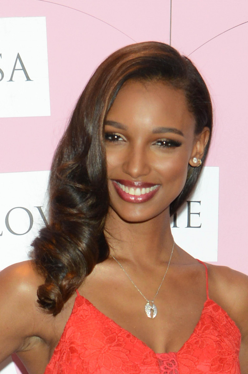 Jasmine Tookes операции на нос