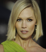 Jennie Garth photo gallery - page #4 | ThePlace