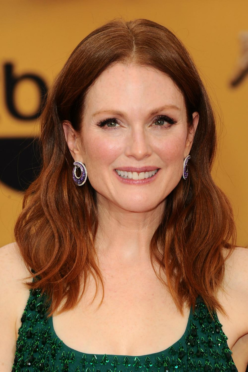 Julianne Moore photo 390 of 1097 pics, wallpaper - photo #756365 ...